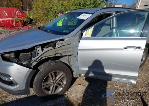 2017 Hyundai Santa Fe Sport 2.4L from USA, damaged, VIN 5XYZU3LB1HG400844